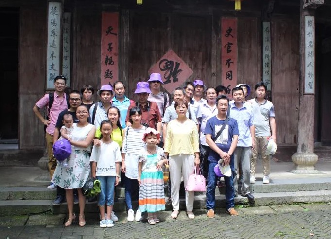 高端拉床,專用機床,內拉床,外拉床,數(shù)控機床,自動化生產線,工業(yè)機器人,拉床,拉刀,自動化