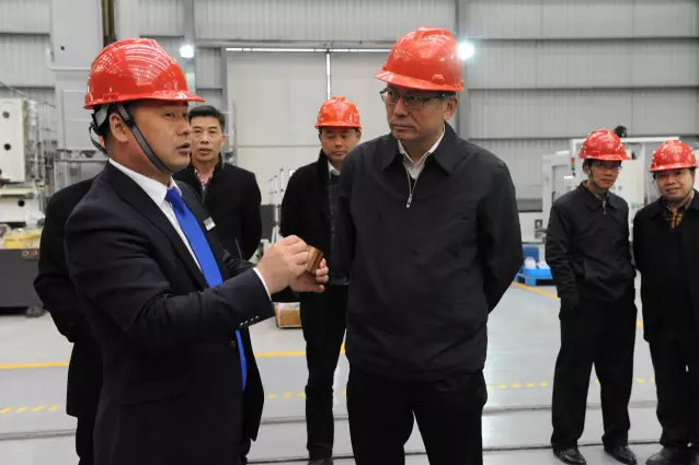 高端拉床,專用機床,內拉床,外拉床,數(shù)控機床,自動化生產線,工業(yè)機器人,拉床,拉刀,自動化