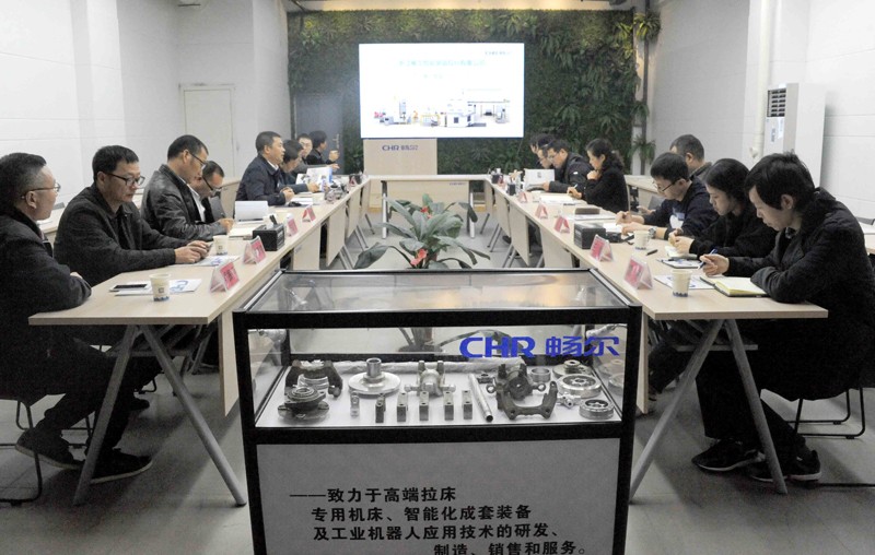 高端拉床,專用機床,內(nèi)拉床,外拉床,數(shù)控機床,自動化生產(chǎn)線,工業(yè)機器人,拉床,拉刀,自動化