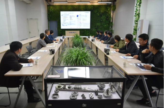 高端拉床,專用機床,內(nèi)拉床,外拉床,數(shù)控機床,自動化生產(chǎn)線,工業(yè)機器人,拉床,拉刀,自動化