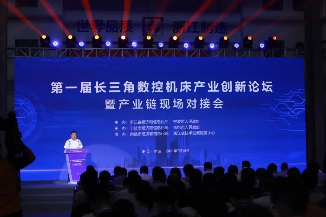 拉床,拉刀,自動化,高端拉床,專用機(jī)床,內(nèi)拉床,外拉床,數(shù)控機(jī)床,自動化生產(chǎn)線,工業(yè)機(jī)器人