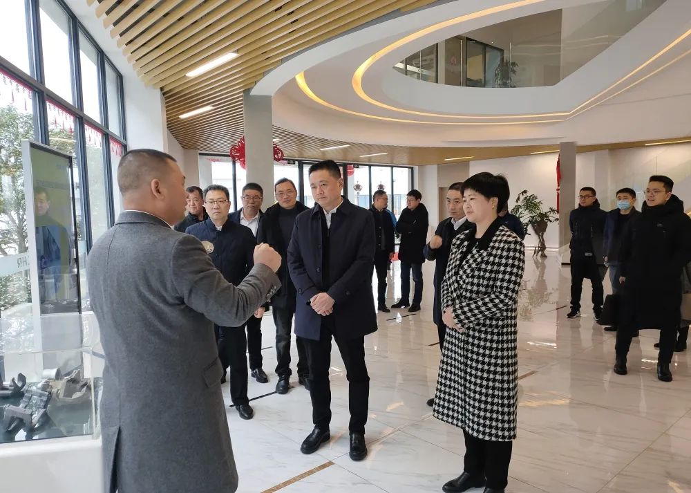 拉床,拉刀,自動化,高端拉床,專用機床,內拉床,外拉床,數(shù)控機床,自動化生產(chǎn)線,工業(yè)機器人