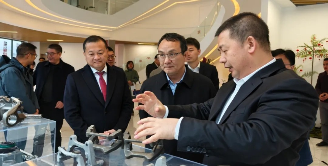 拉床,拉刀,自動化,高端拉床,專用機床,內拉床,外拉床,數控機床,自動化生產線,工業(yè)機器人