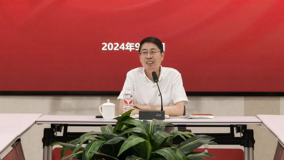 拉床,拉刀,自動化,高端拉床,專用機(jī)床,內(nèi)拉床,外拉床,數(shù)控機(jī)床,自動化生產(chǎn)線,工業(yè)機(jī)器人